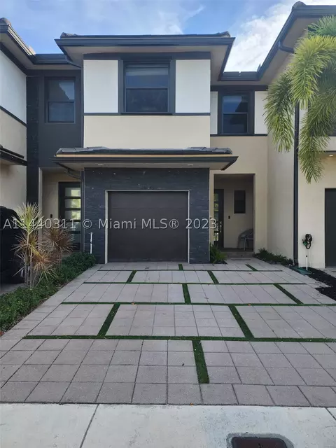 15845 NW 91st Ct, Miami Lakes, FL 33018