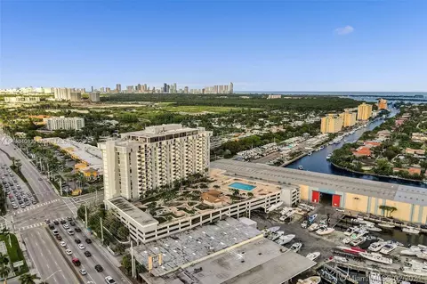 13499 Biscayne Blvd #1408, North Miami, FL 33181