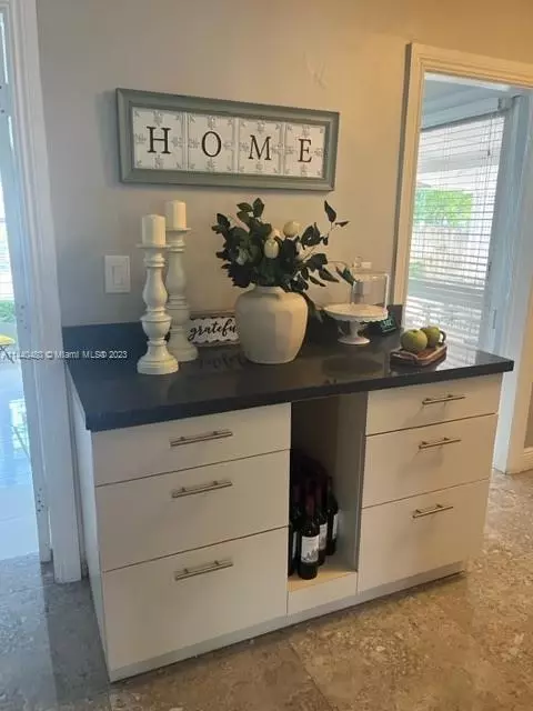 61 E 61st St, Hialeah, FL 33013 photo 5