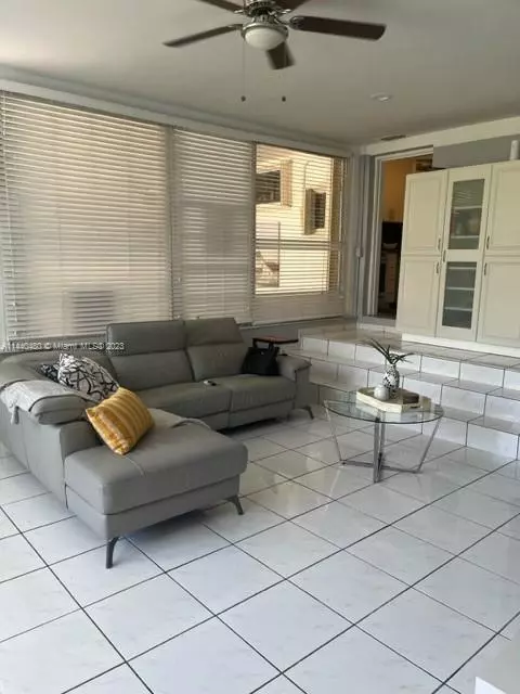 61 E 61st St, Hialeah, FL 33013 photo 21