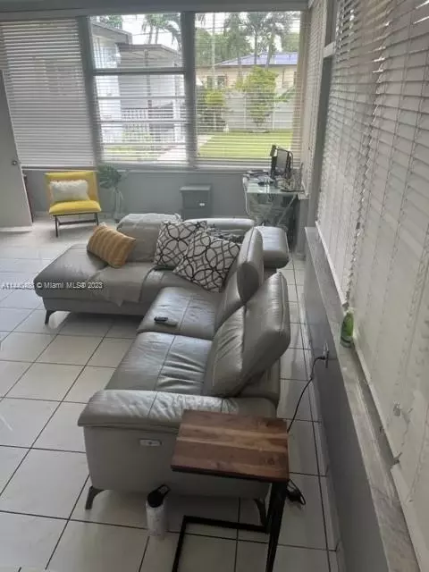 61 E 61st St, Hialeah, FL 33013 photo 10