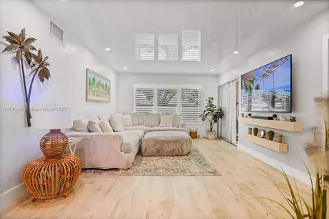 3701 Tyler St #101, Hollywood, FL 33021