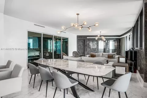 18555 Collins Ave #2803, Sunny Isles Beach, FL 33160
