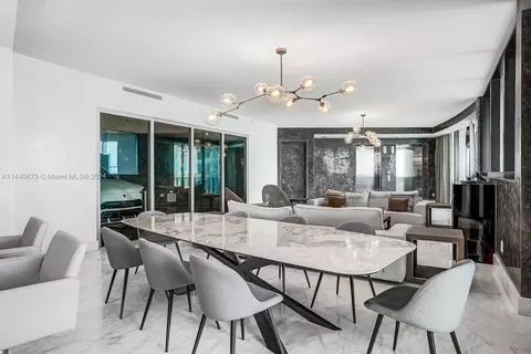 18555 Collins Ave #2803, Sunny Isles Beach, FL 33160