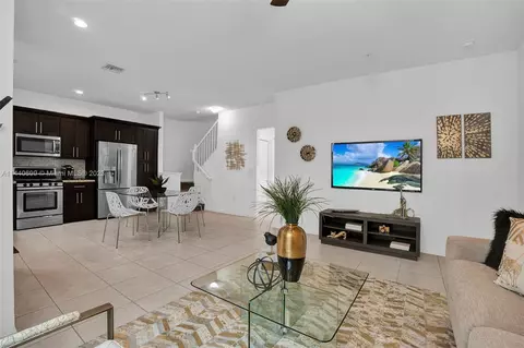 3341 NW 126th Ave, Sunrise, FL 33323