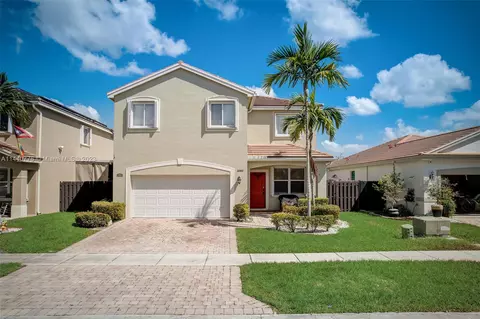 3463 NE 1st St, Homestead, FL 33033