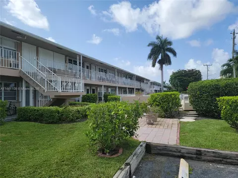 500 Layne Blvd #19, Hallandale Beach, FL 33009
