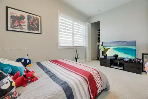 3285 W 95th Ter, Hialeah, FL 33018 photo 34