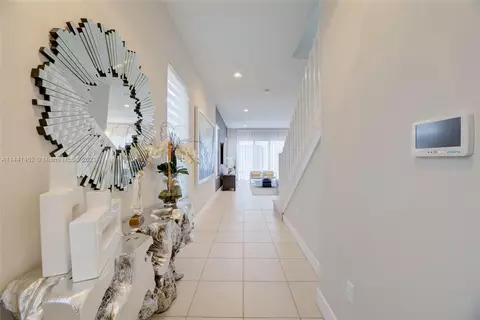 3285 W 95th Ter, Hialeah, FL 33018 photo 4