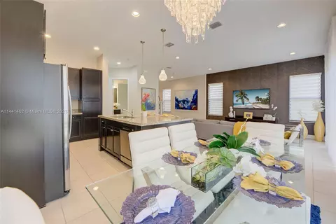 3285 W 95th Ter, Hialeah, FL 33018 photo 15