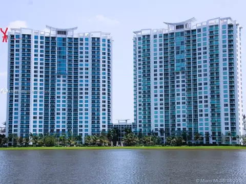 2681 N Flamingo Rd #2202S, Sunrise, FL 33323