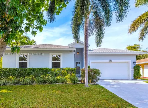 209 NE 1st Ct, Dania Beach, FL 33004