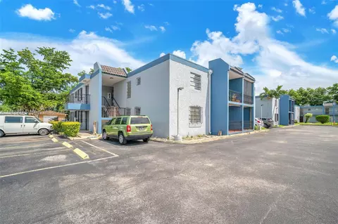 160 SW 30th Ave #204A, Miami, FL 33135