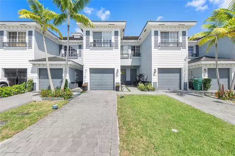1366 NW 34th Way, Lauderhill, FL 33311