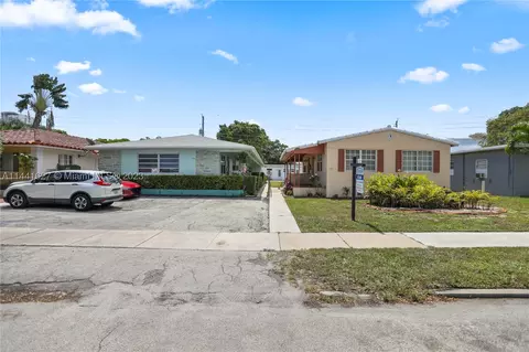 1934 Pierce St, Hollywood, FL 33020