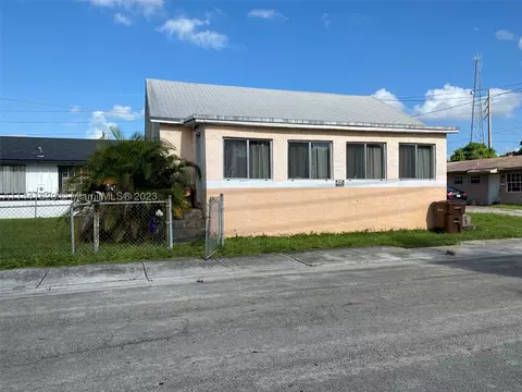 2285 W 6th Ct, Hialeah, FL 33010 photo 2