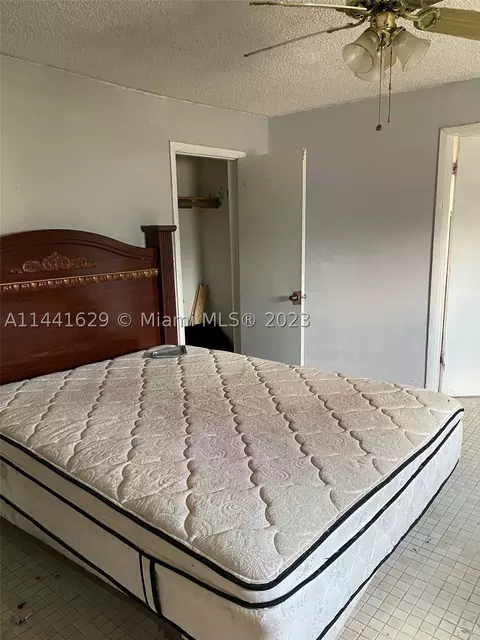 2285 W 6th Ct, Hialeah, FL 33010 photo 18