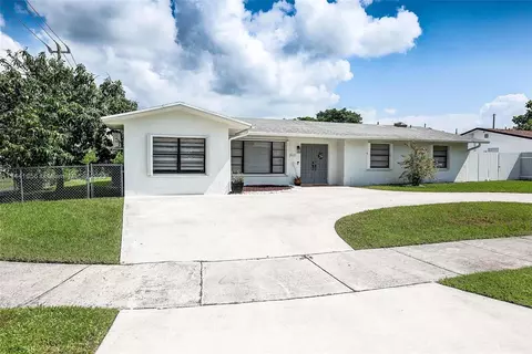 8621 SW 198th St, Cutler Bay, FL 33189