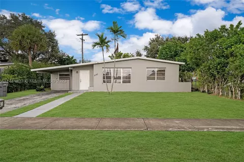4141 SW 39th St, West Park, FL 33023