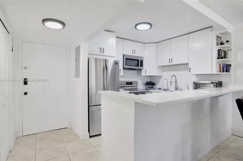 253 S Cypress Rd #218, Pompano Beach, FL 33060 photo 3