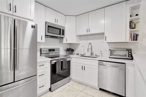 253 S Cypress Rd #218, Pompano Beach, FL 33060 photo 4