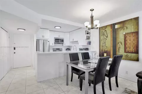 253 S Cypress Rd #218, Pompano Beach, FL 33060 photo 7