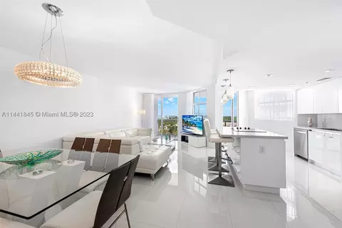 5880 Collins Ave #1207, Miami Beach, FL 33140
