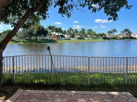 11310 NW 84th St, Doral, FL 33178