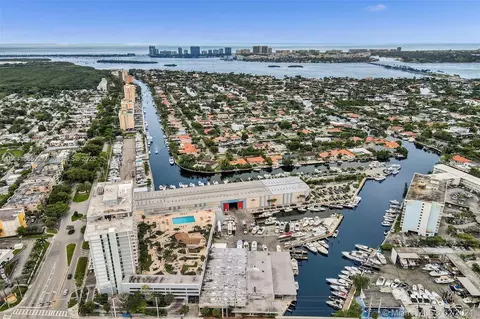 13499 Biscayne Blvd #1202, North Miami, FL 33181