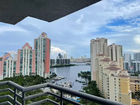 3300 NE 191st St #PH15, Aventura, FL 33180