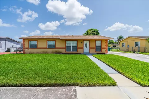 3560 NW 196th Ln, Miami Gardens, FL 33056