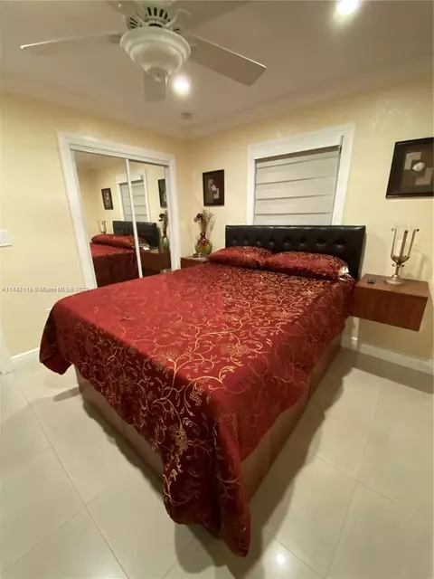 710 E 44th St, Hialeah, FL 33013 photo 14