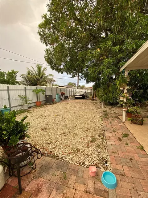 710 E 44th St, Hialeah, FL 33013 photo 30