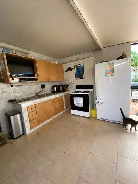 710 E 44th St, Hialeah, FL 33013 photo 26