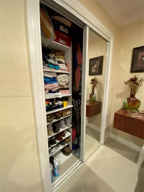 710 E 44th St, Hialeah, FL 33013 photo 13