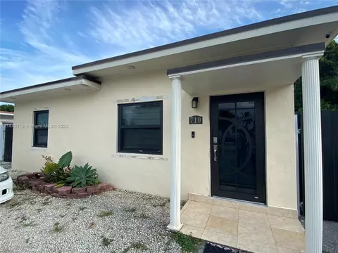 710 E 44th St, Hialeah, FL 33013 photo 43