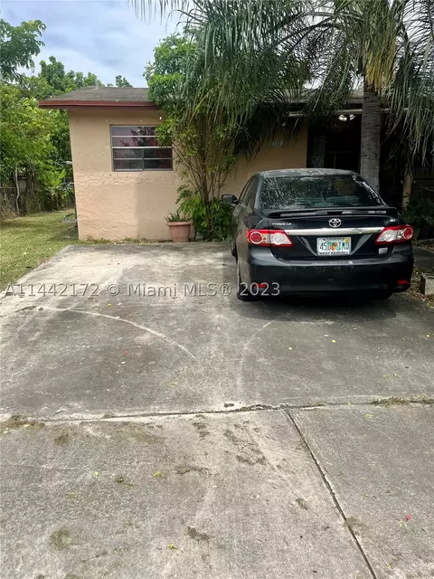 11223 SW 190th St, Miami, FL 33157