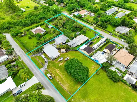 22950 22940 Sw 122nd Pl, Miami, FL 33170