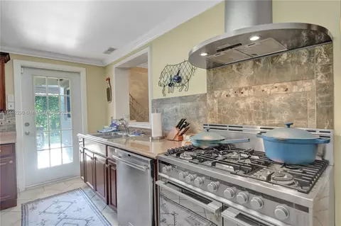 14411 SW 26th St, Davie, FL 33325