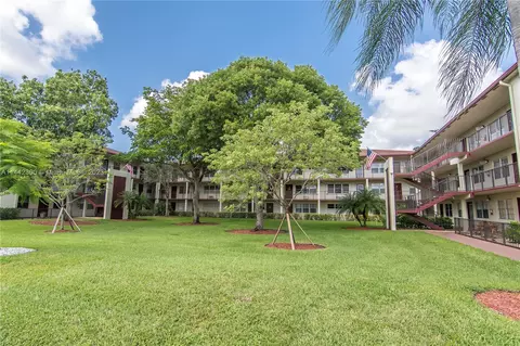 150 SW 134th Way #209R, Pembroke Pines, FL 33027