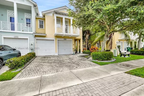 7418 NW 108th Path, Doral, FL 33178