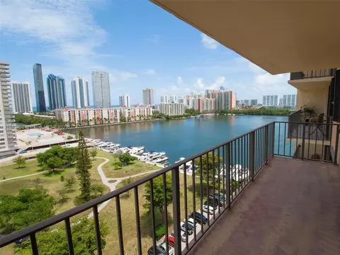 290 174th St #1412, Sunny Isles Beach, FL 33160