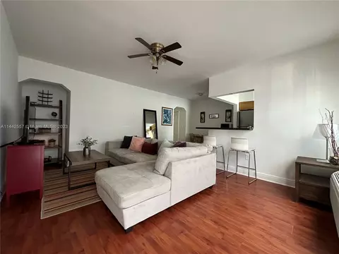 Undisclosed, Miami Beach, FL 33141