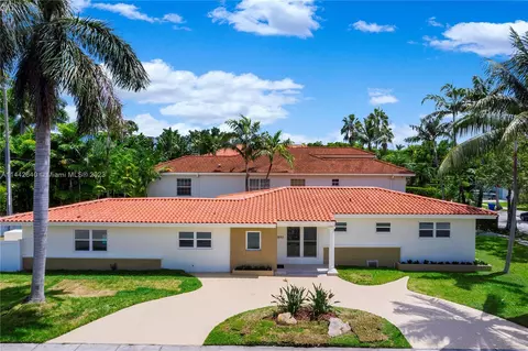 1890 S Bayshore Dr, Miami, FL 33133