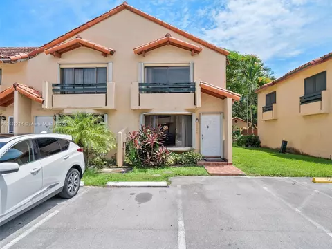 10070 SW 77th Ct #10070, Miami, FL 33156