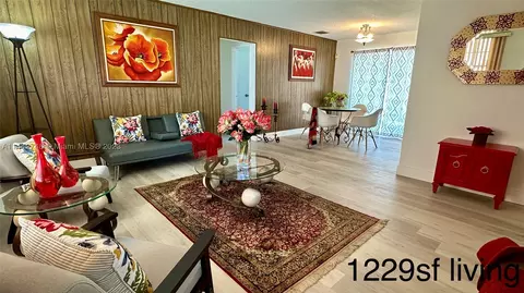 1769 SW 43rd Ave, Fort Lauderdale, FL 33317