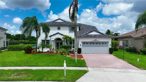 12737 Tulipwood Cir, Boca Raton, FL 33428