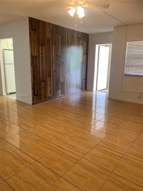 2041 NW 81st Ave #426, Pembroke Pines, FL 33024