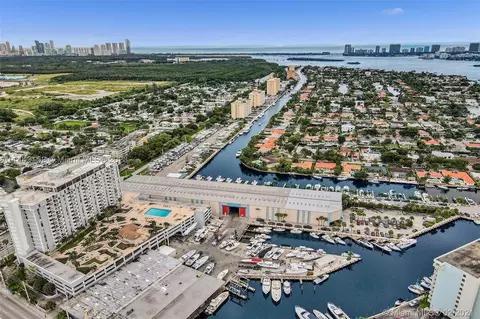 13499 Biscayne Blvd #1513, North Miami, FL 33181