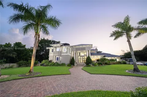 5271 SW 136th Ave, Southwest Ranches, FL 33330